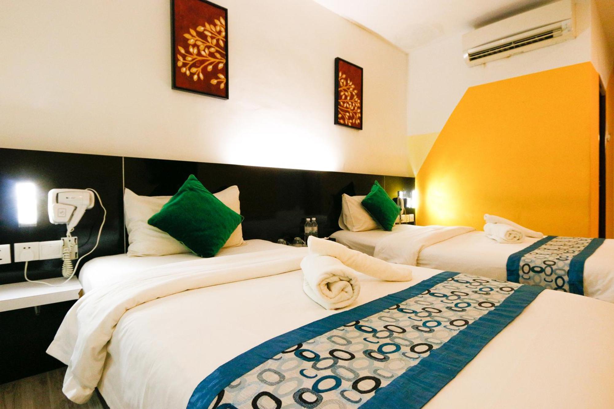 Golden Roof Hotel Ampang Ipoh Bagian luar foto