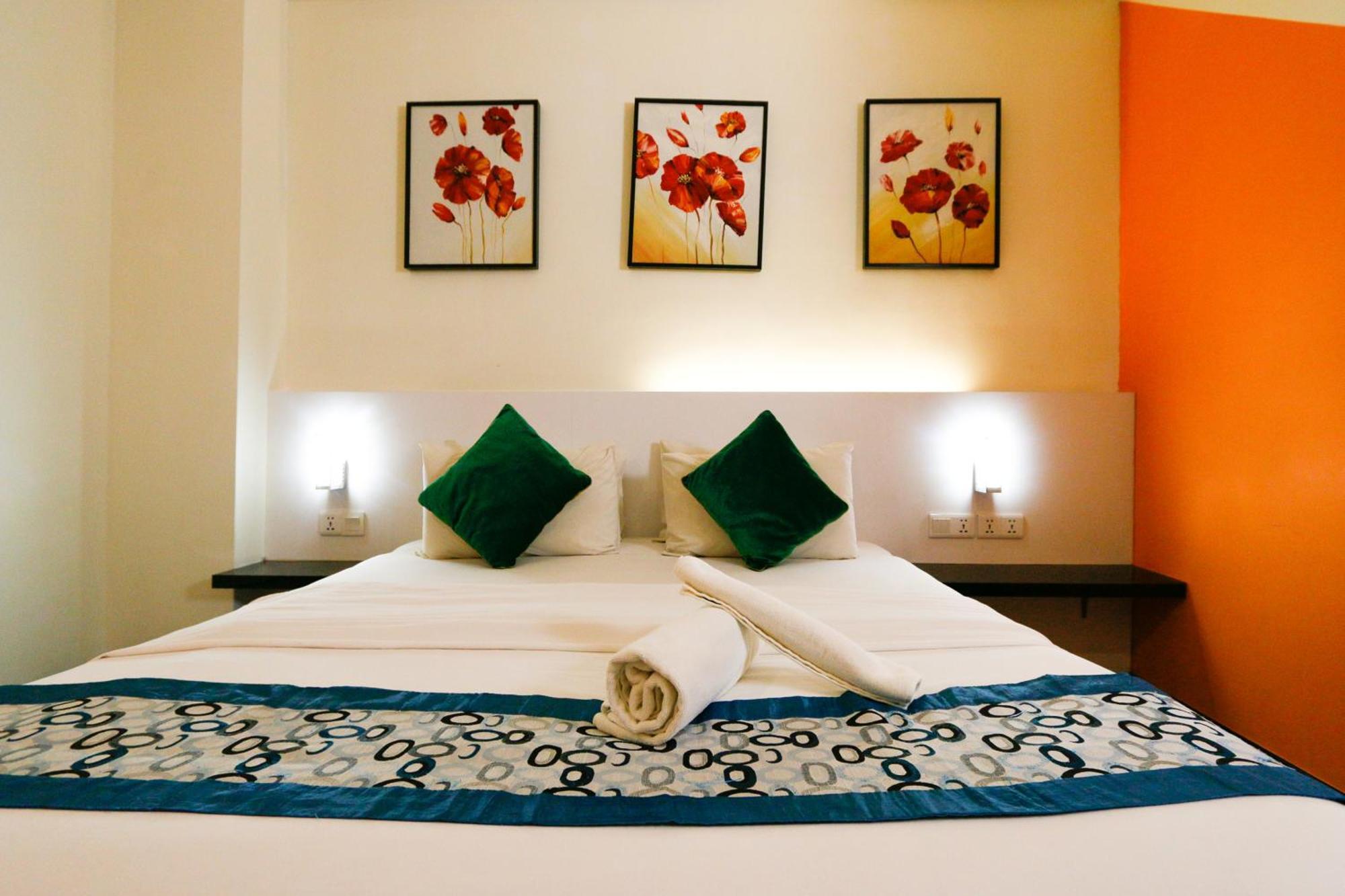Golden Roof Hotel Ampang Ipoh Bagian luar foto