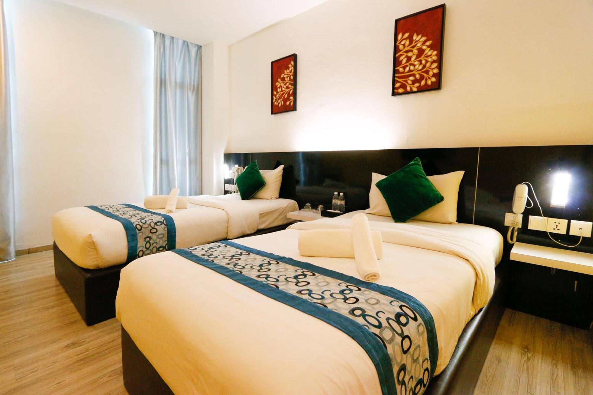 Golden Roof Hotel Ampang Ipoh Bagian luar foto