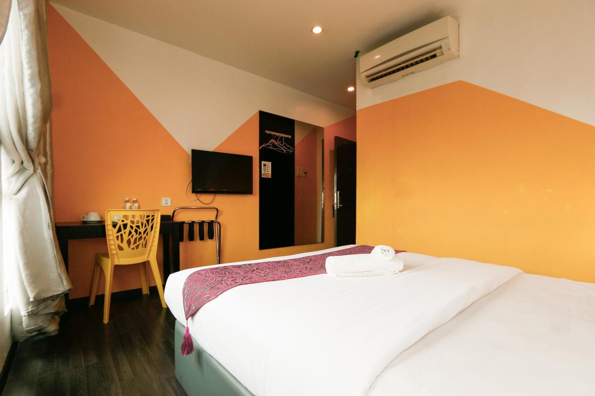 Golden Roof Hotel Ampang Ipoh Bagian luar foto