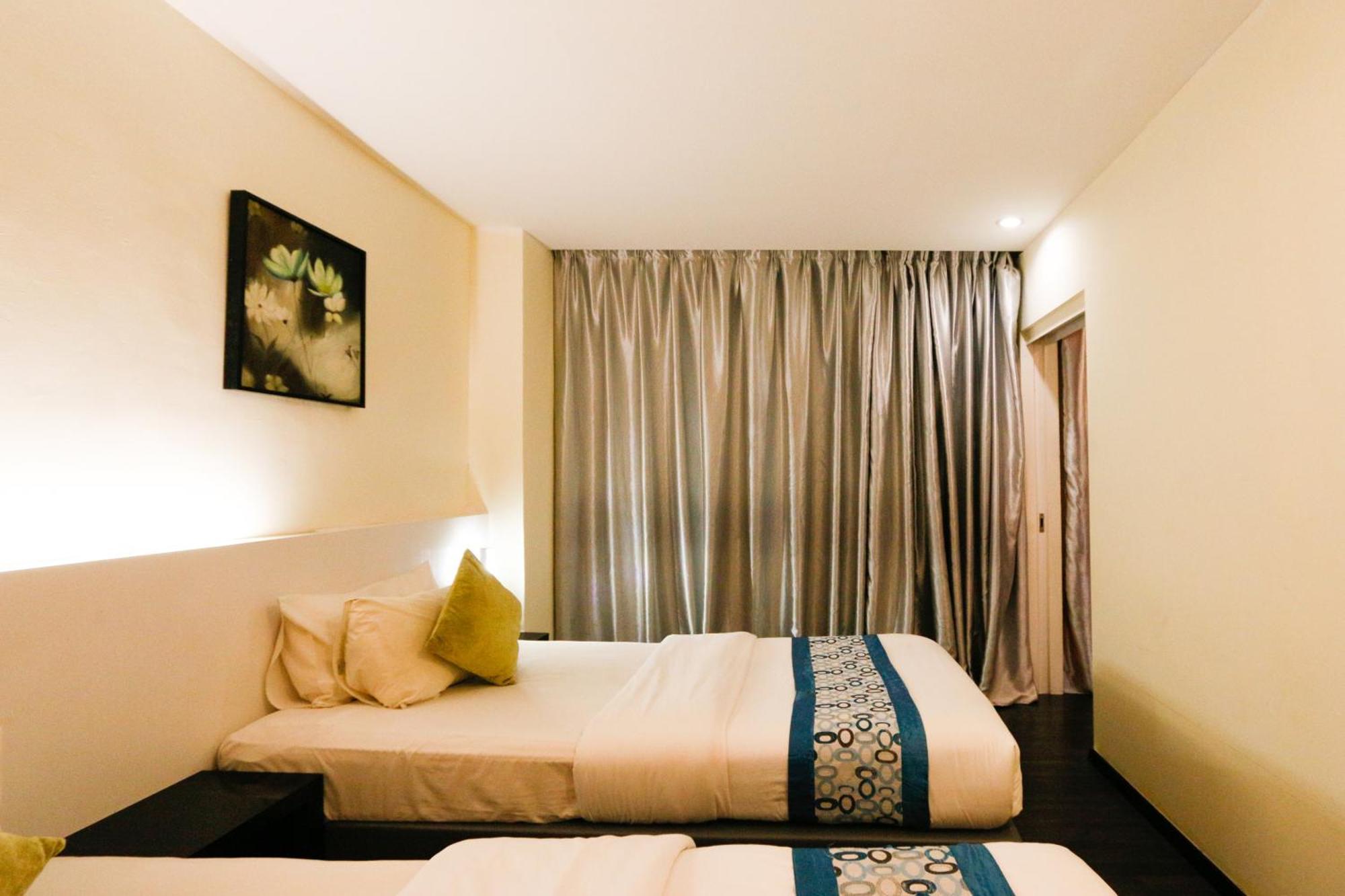 Golden Roof Hotel Ampang Ipoh Bagian luar foto