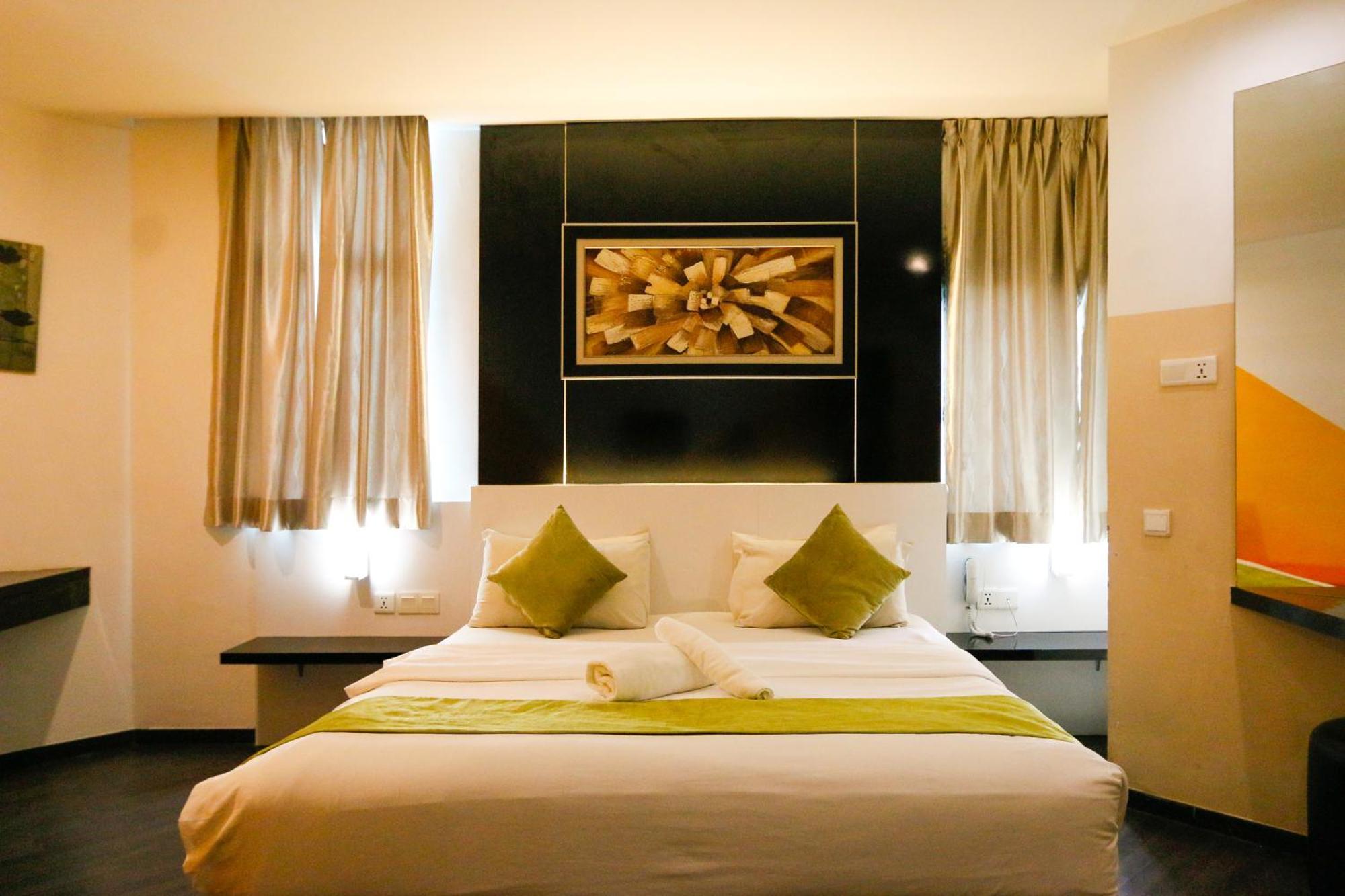 Golden Roof Hotel Ampang Ipoh Bagian luar foto